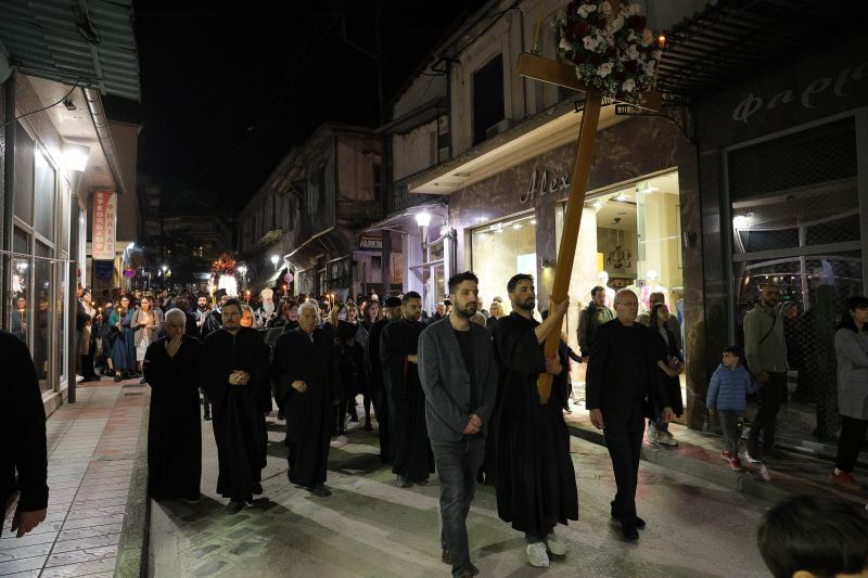  Η Ακολουθία του Επιταφίου στη Δράμα
